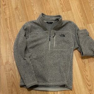 The North Face Heathered Gray Quarter-Zip Fleece